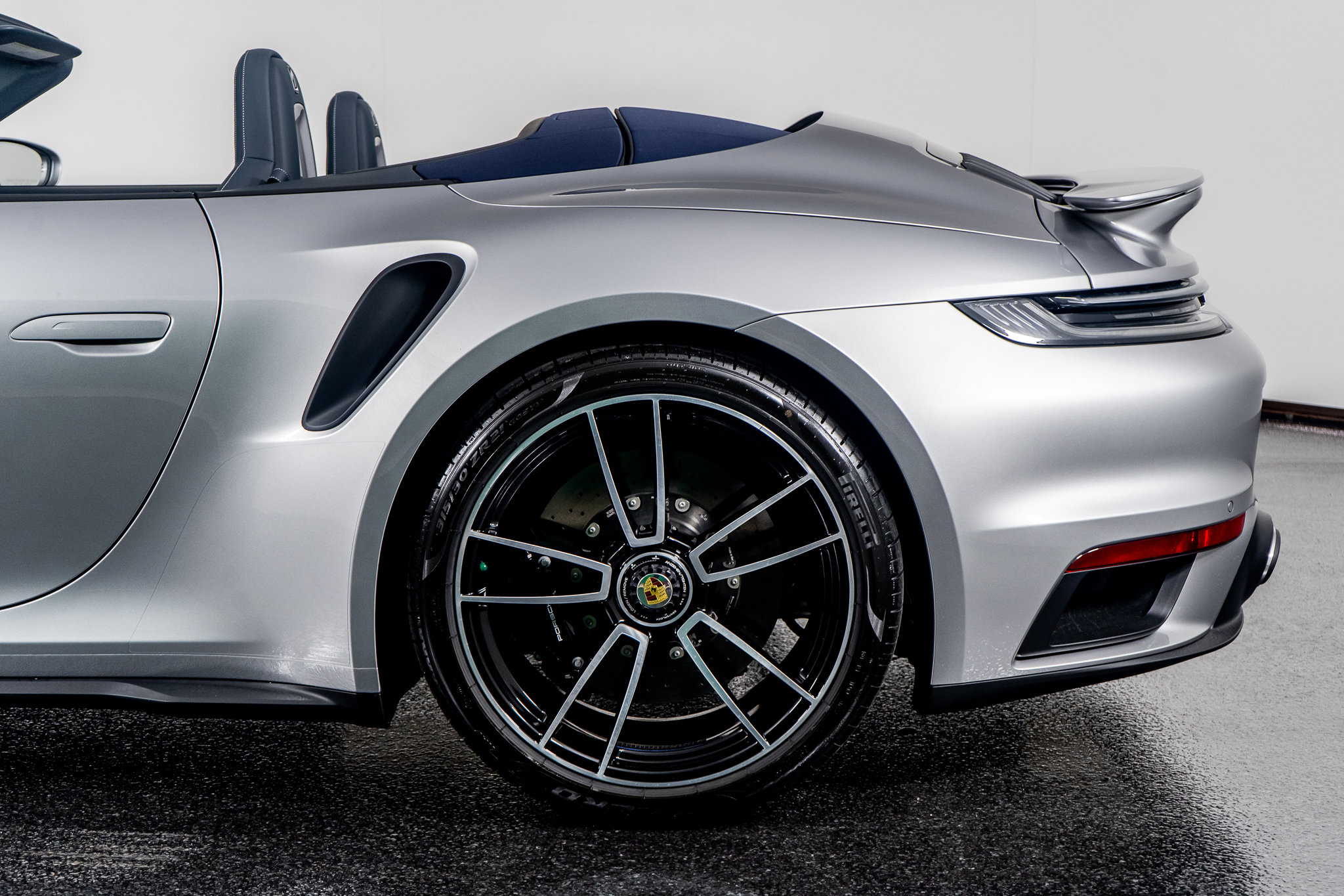 Used 2025 Porsche 911 Turbo S image 19