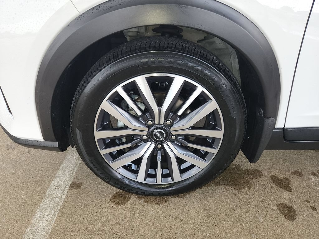 Used 2024 Nissan Kicks SV FWD image 30
