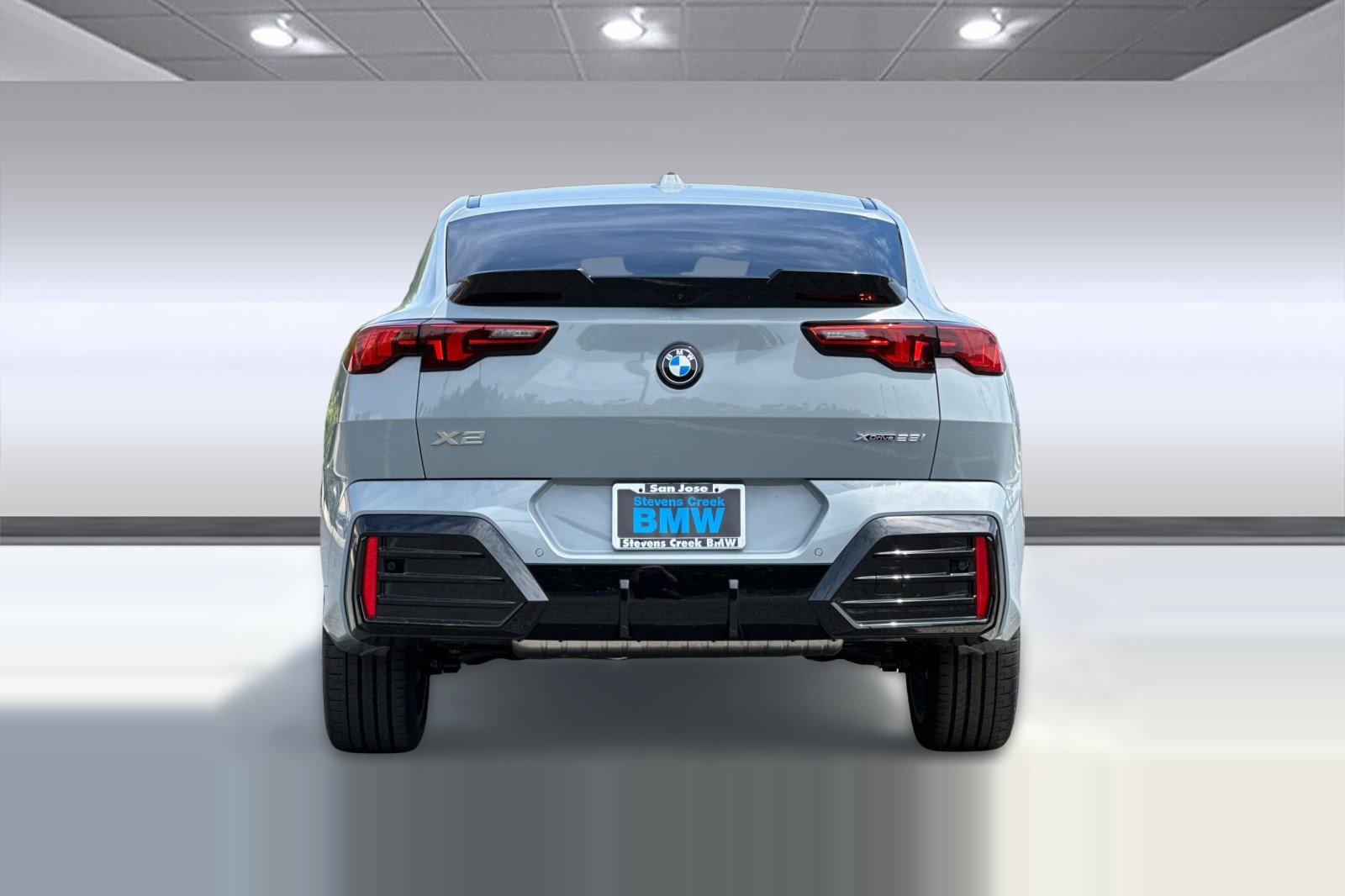 New 2026 BMW X2 xDrive28i w/ Technology Package AWD/4WD image 10