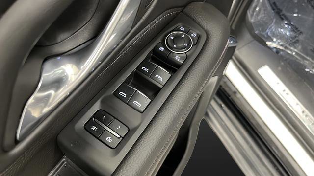 Used 2024 GMC Yukon Denali w/ Max Trailering Package image 21