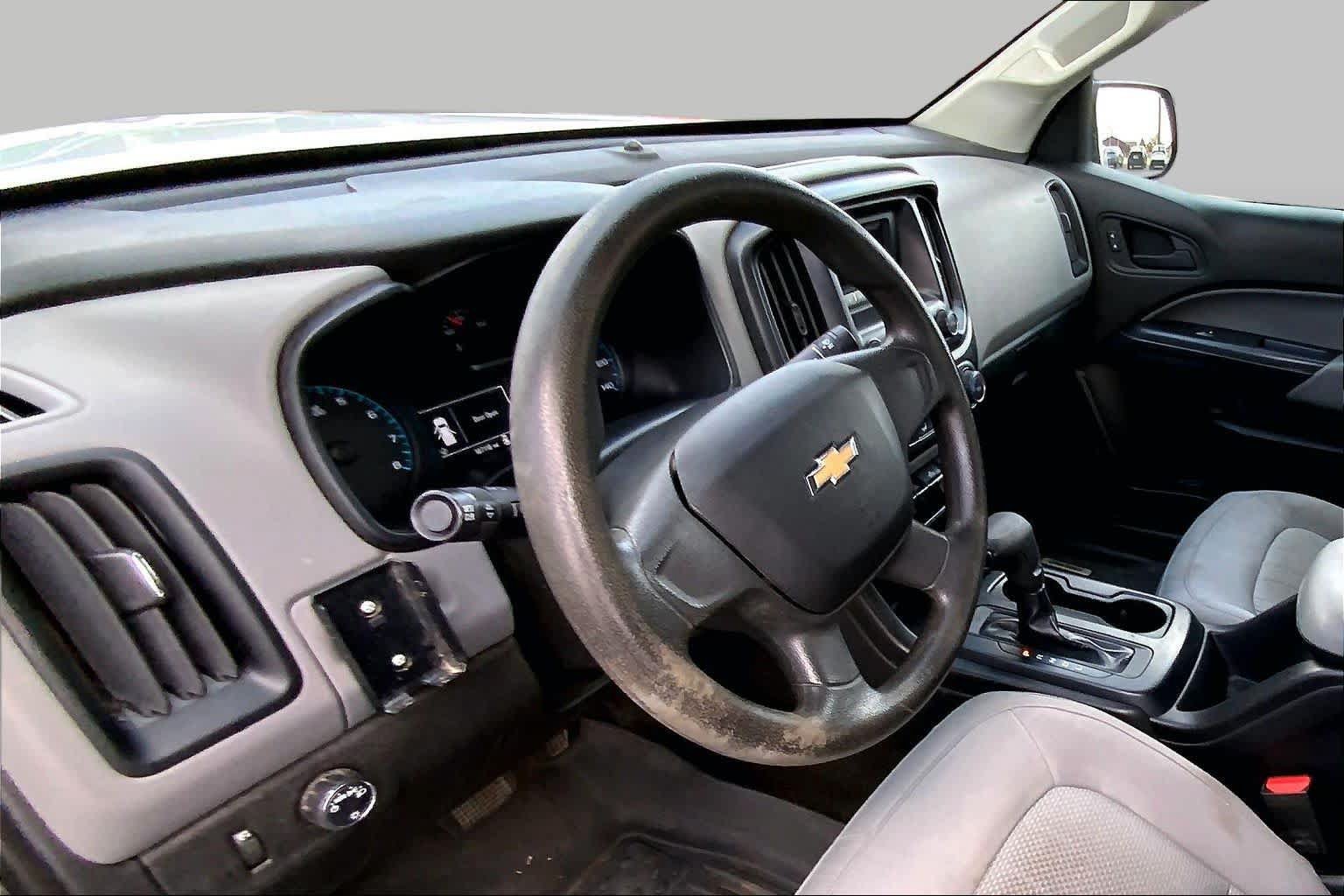 Used 2017 Chevrolet Colorado W/T RWD image 16