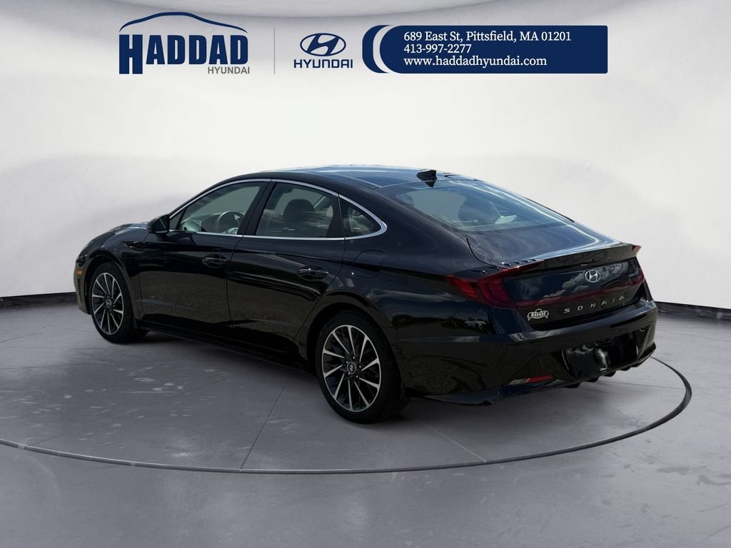 Certified 2023 Hyundai Sonata Limited w/ Preferred Accessory Package FWD image 3