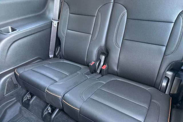 Used 2023 GMC Acadia AT4 w/ Technology Package AWD/4WD image 18