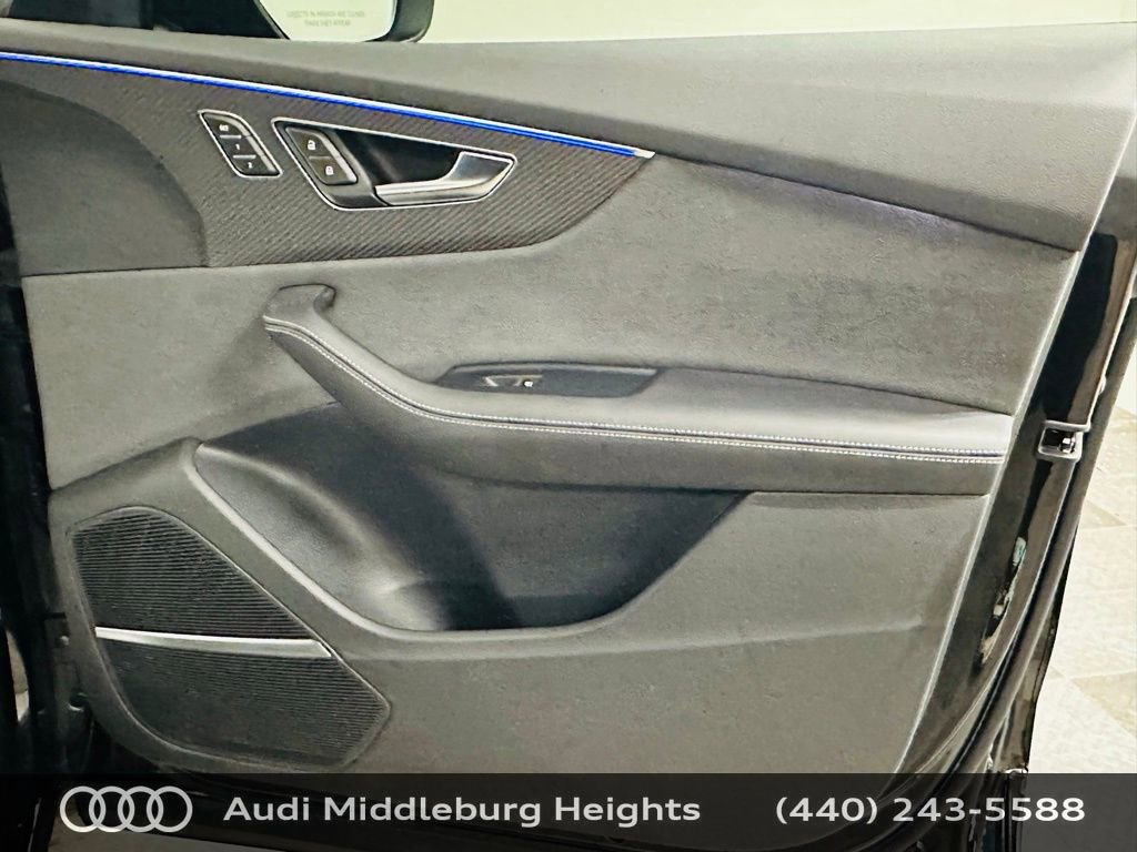 Certified 2025 Audi SQ8 Prestige image 29