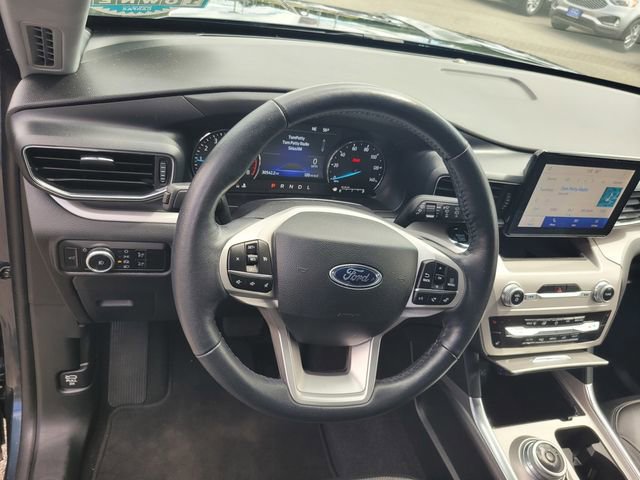 Certified 2023 Ford Explorer XLT w/ Equipment Group 202A image 30