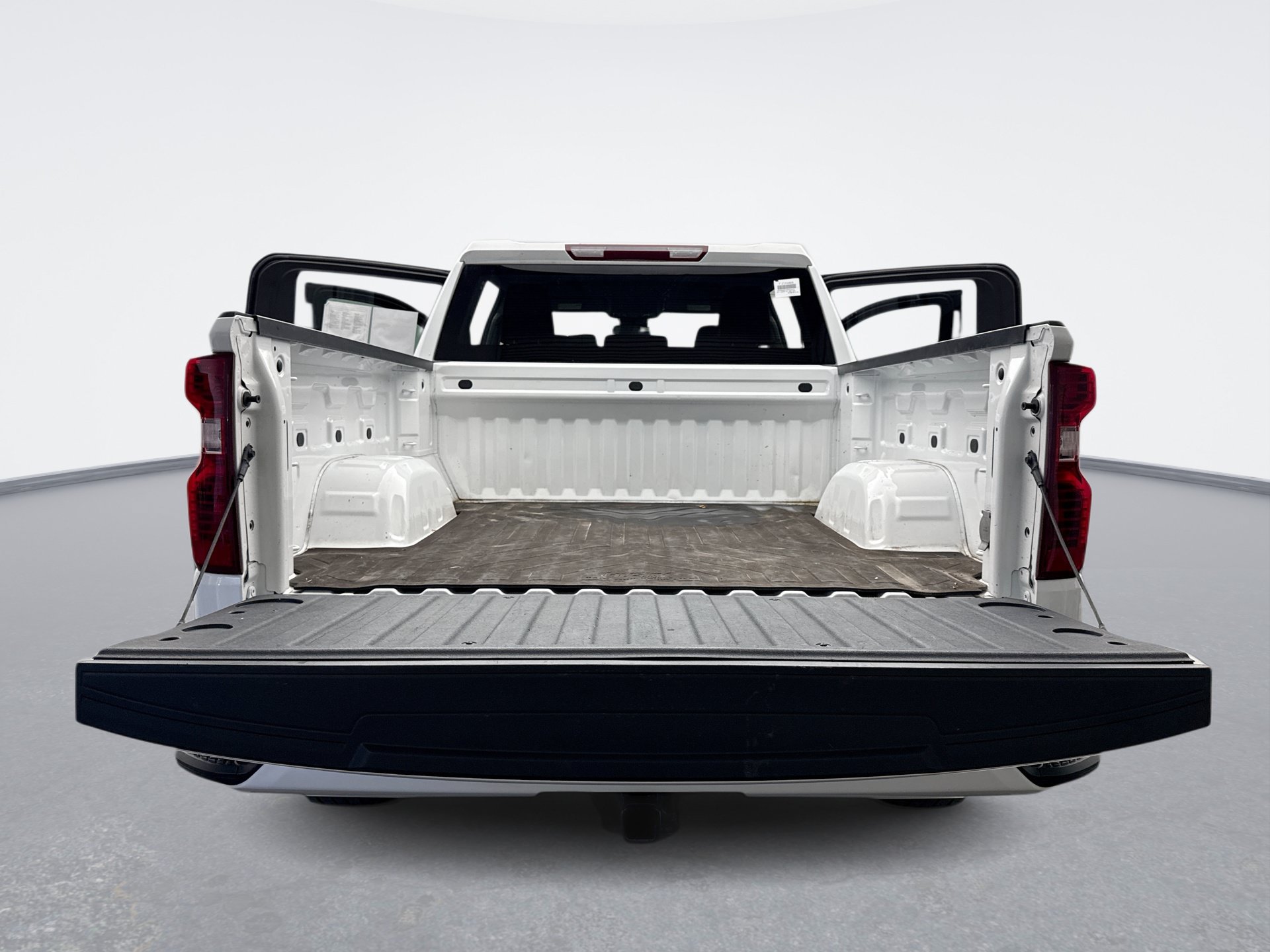 Used 2022 Chevrolet Silverado 1500 Custom AWD/4WD image 18