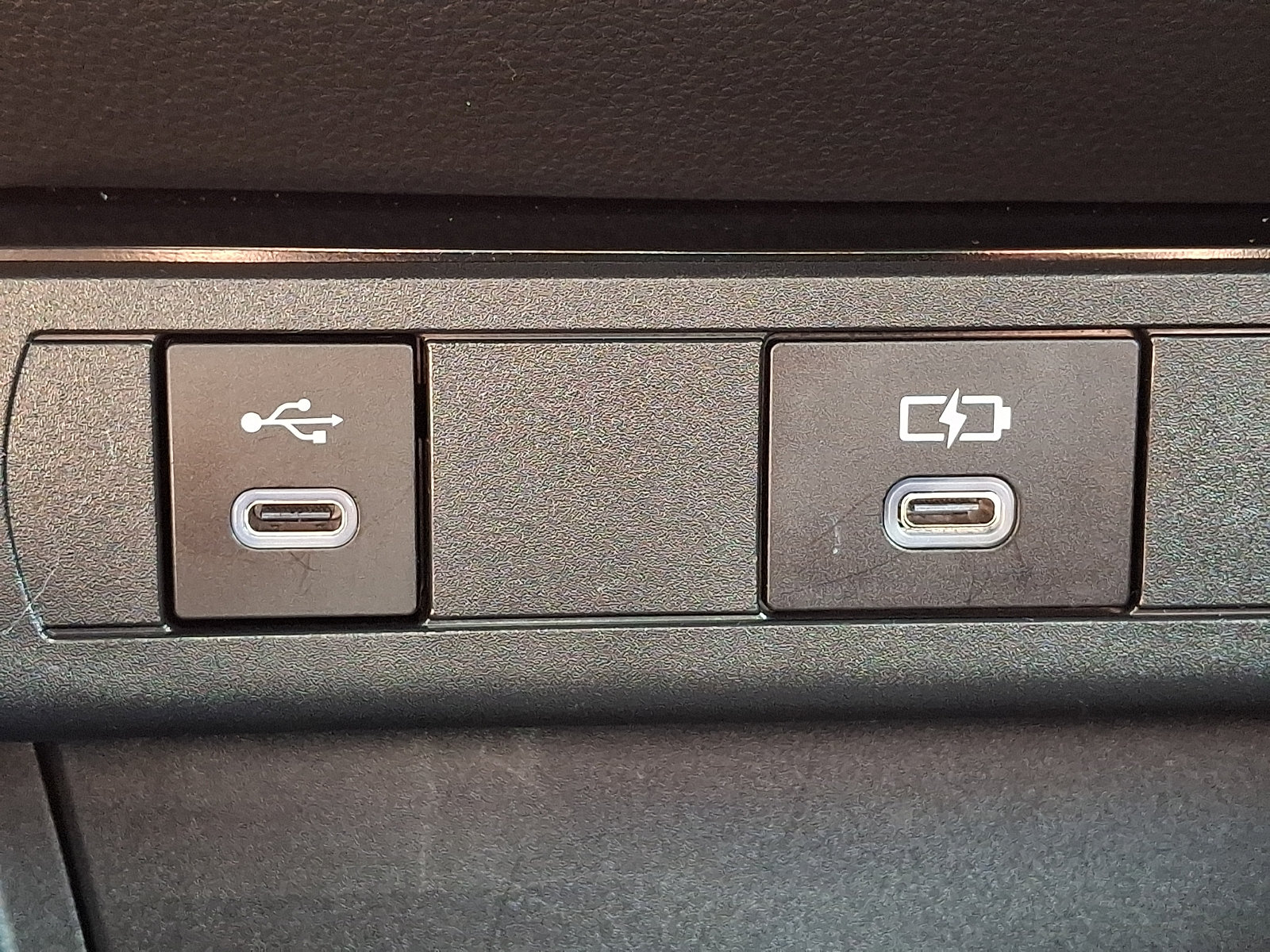 Used 2024 Toyota Prius Prime FWD image 22