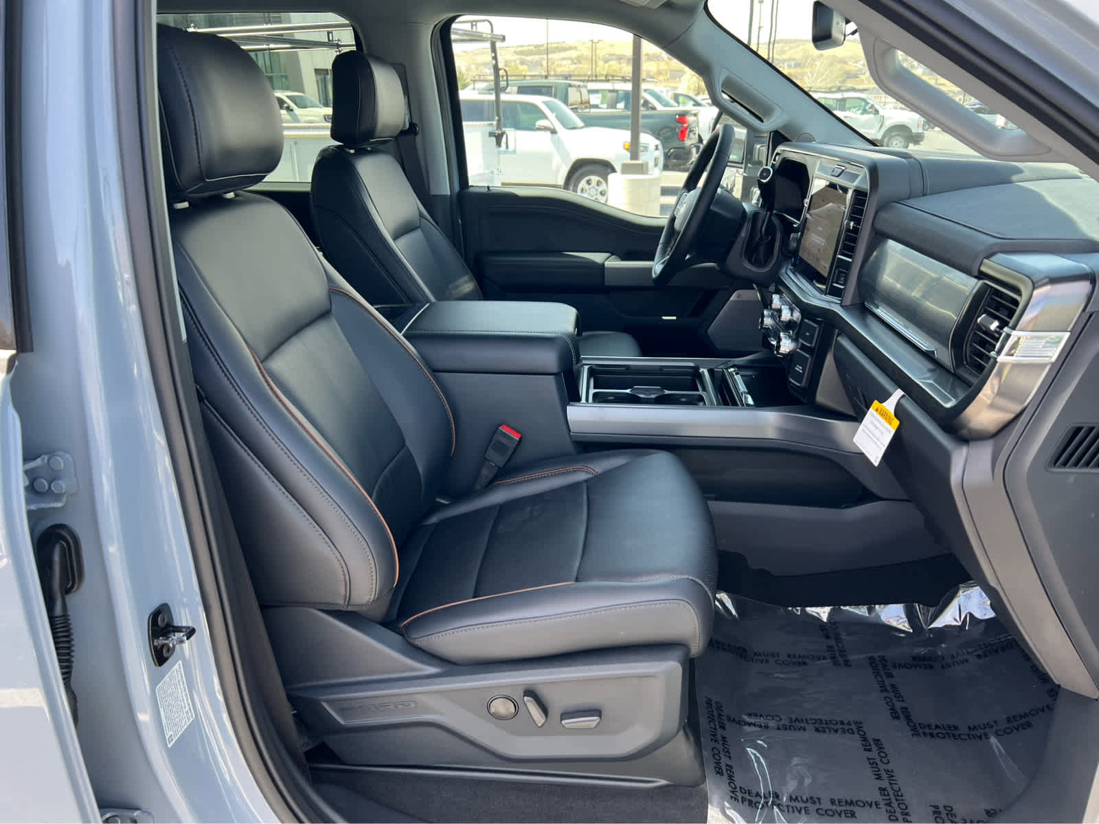 New 2026 Ford F250 Lariat w/ Black Appearance Package AWD/4WD image 17
