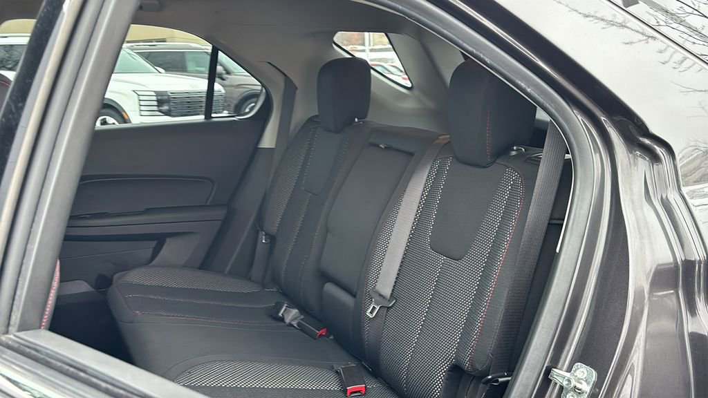 Used 2016 Chevrolet Equinox LT w/ Convenience Package image 27