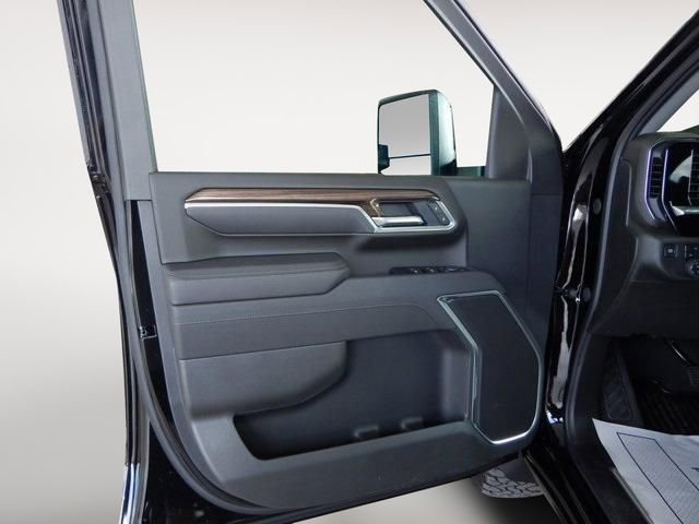 New 2025 Chevrolet Silverado 2500 LT w/ Trail Boss Package image 15