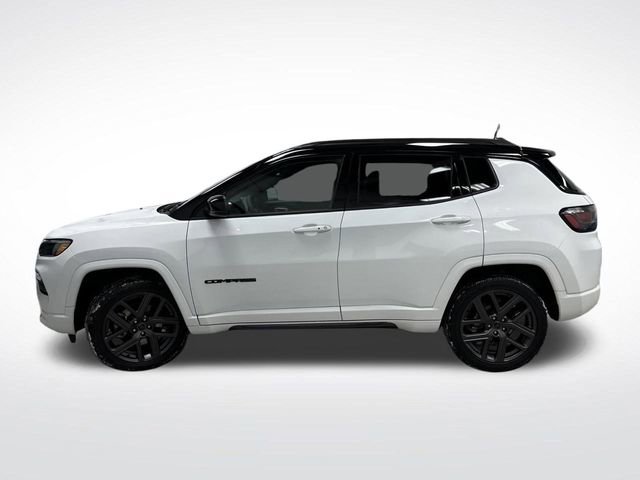 Used 2025 Jeep Compass Limited w/ High Altitude Package image 13