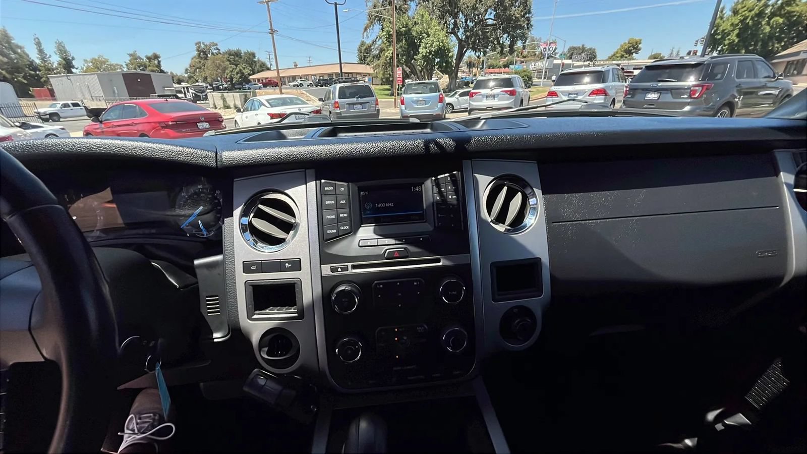 Used 2016 Ford Expedition XLT w/ Equipment Group 201A RWD image 11