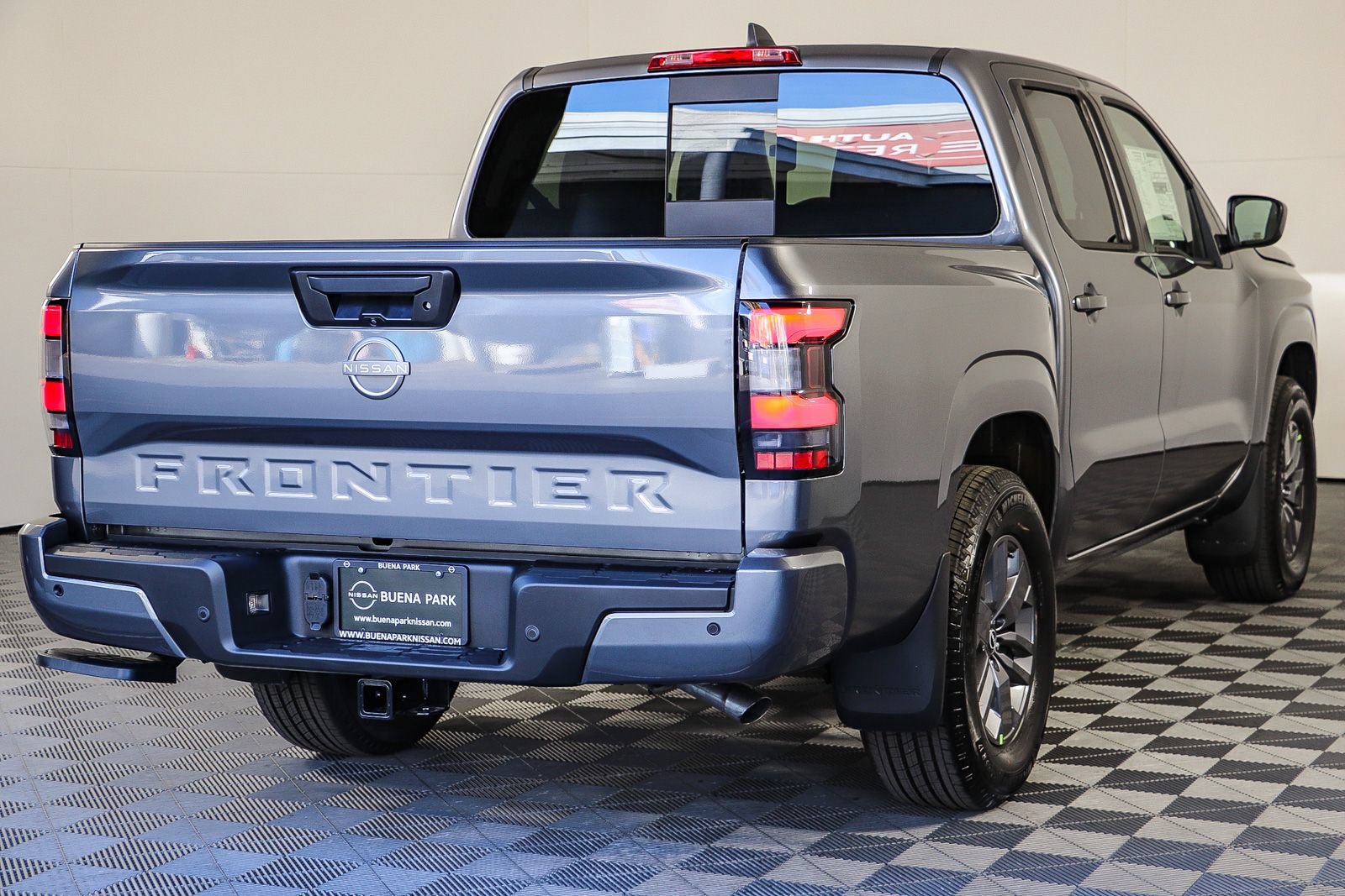 New 2026 Nissan Frontier SV w/ Tow Package RWD image 8
