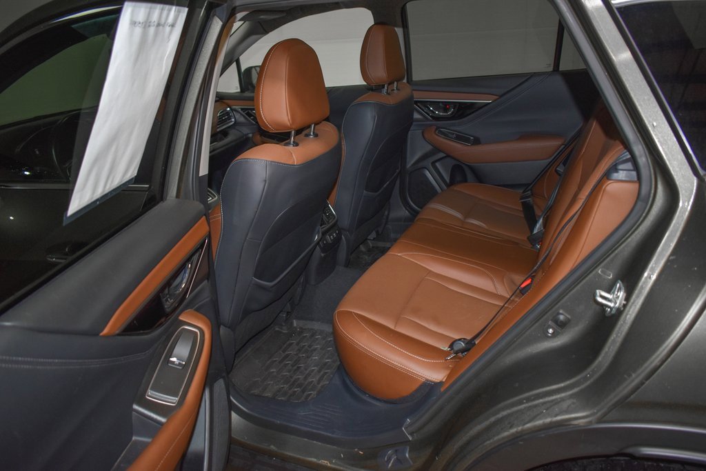 Used 2022 Subaru Outback Touring w/ Popular Package #2 image 22