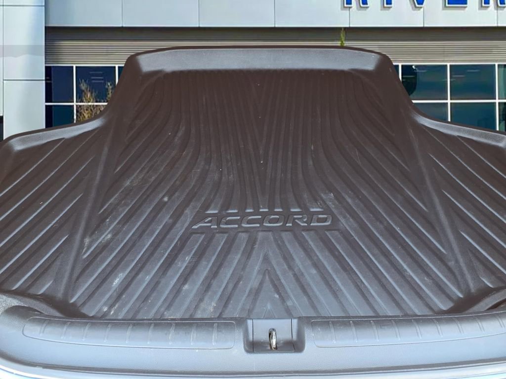 Used 2020 Honda Accord Sport image 29