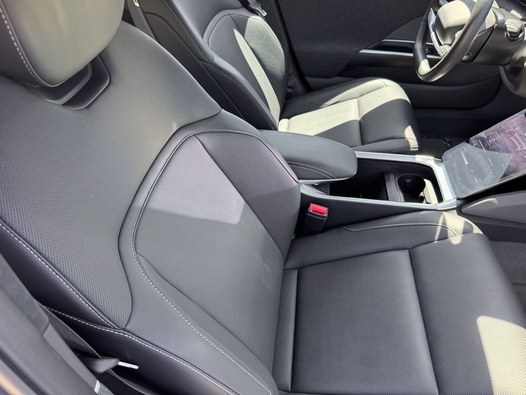 Used 2024 Lucid Air Touring AWD/4WD image 30