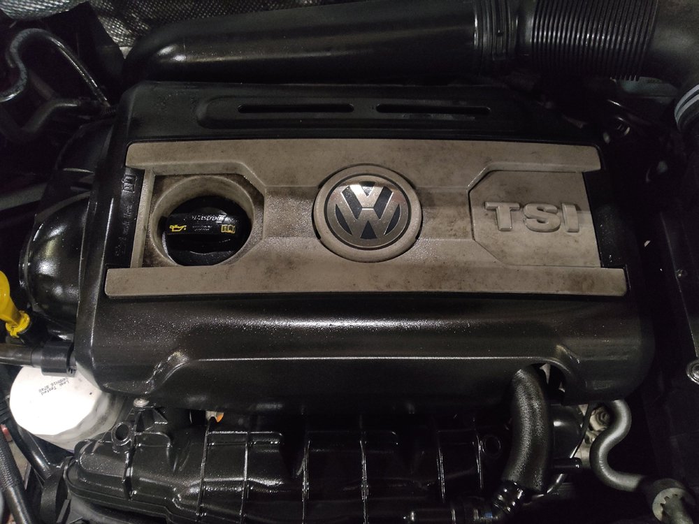 Used 2016 Volkswagen Tiguan S image 30