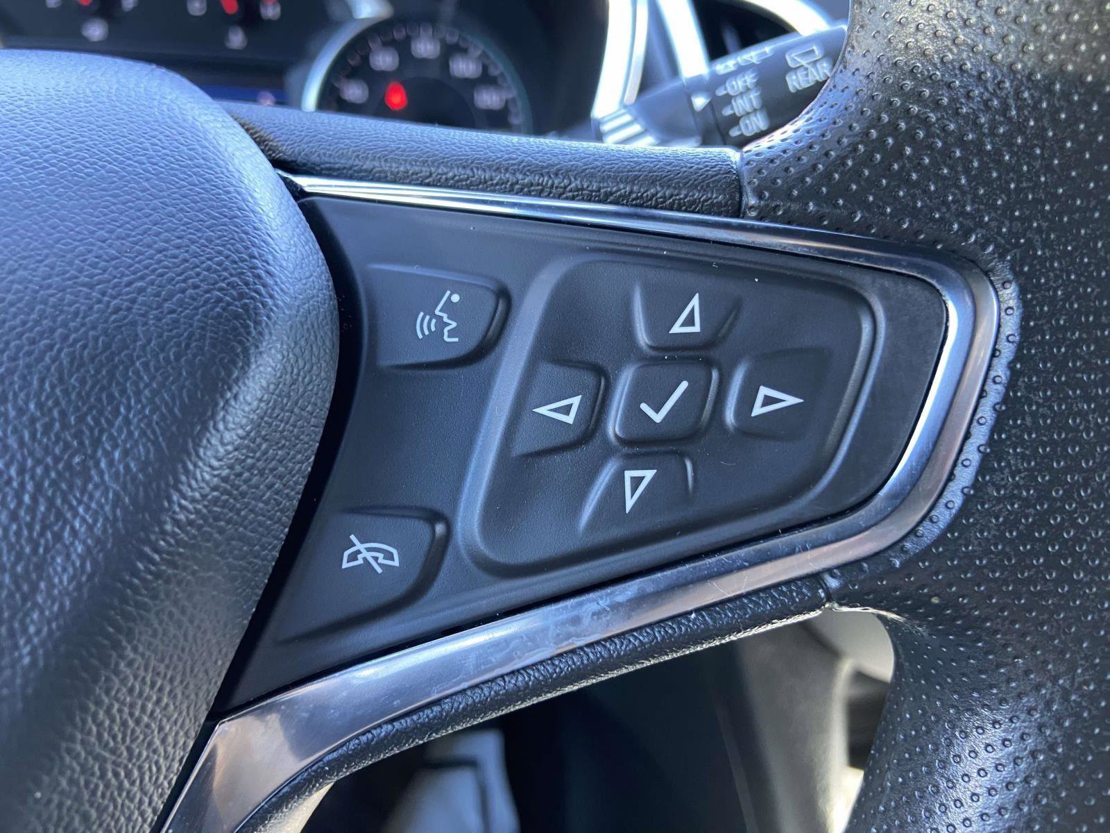 Used 2024 Chevrolet Equinox LT image 18