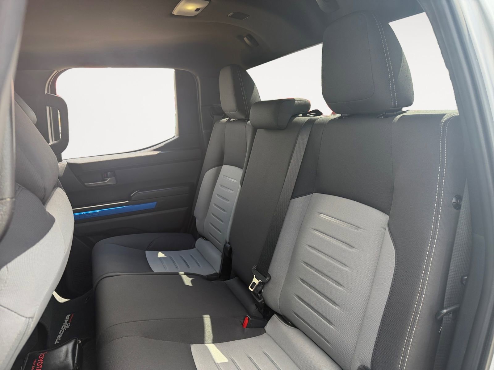 Certified 2025 Toyota Tacoma TRD Off-Road image 13