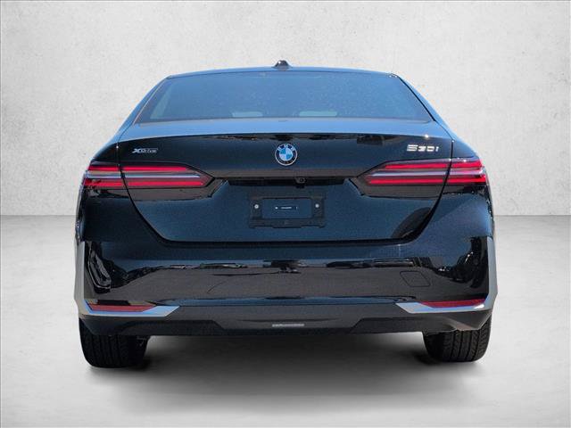New 2027 BMW 530i xDrive w/ Premium Package AWD/4WD image 8