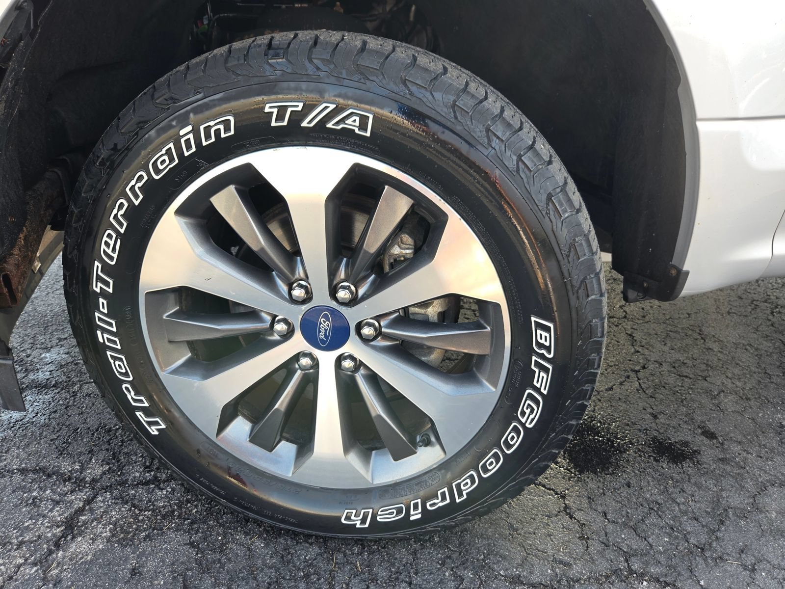 Used 2019 Ford F150 XL w/ Equipment Group 101A Mid AWD/4WD image 50