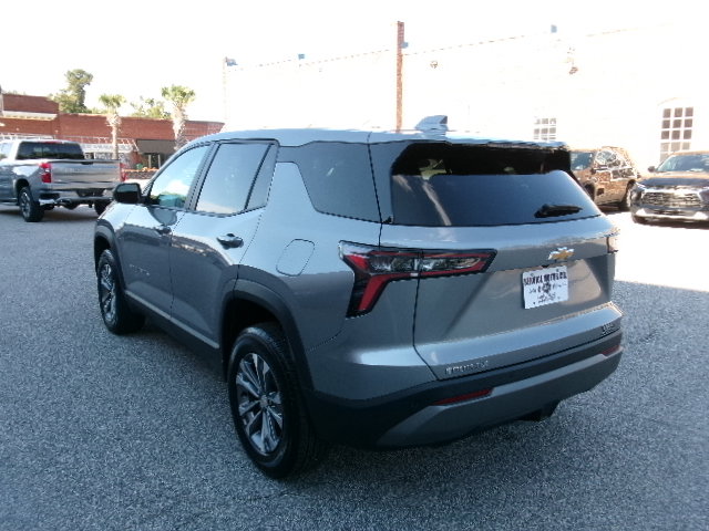 Used 2026 Chevrolet Equinox LT w/ Convenience Package II FWD image 5