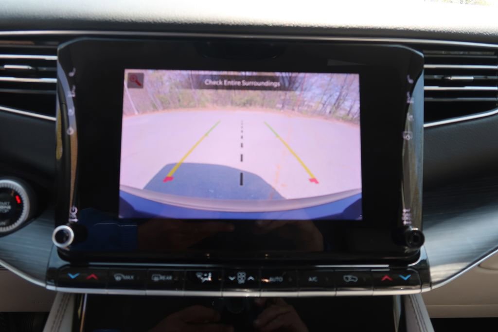 Used 2024 Jeep Wagoneer L Series II image 24