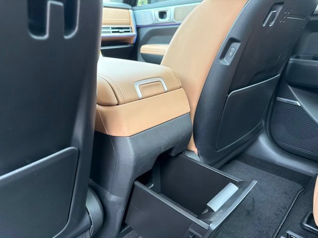 New 2026 Hyundai Santa Fe Calligraphy FWD image 32
