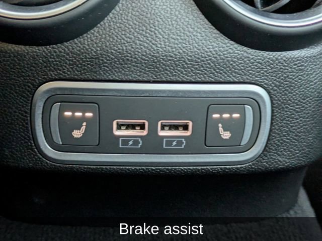 Used 2025 Alfa Romeo Giulia AWD w/ Veloce Package AWD image 16