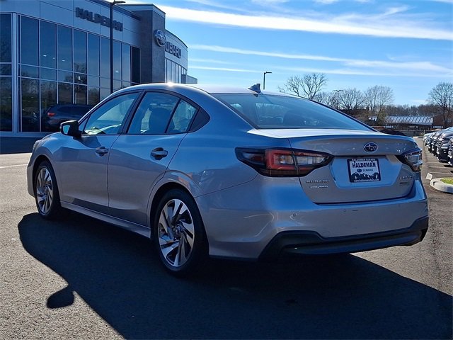 Used 2023 Subaru Legacy Limited image 5