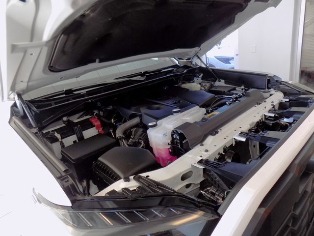 Used 2025 Toyota Tundra Limited image 32