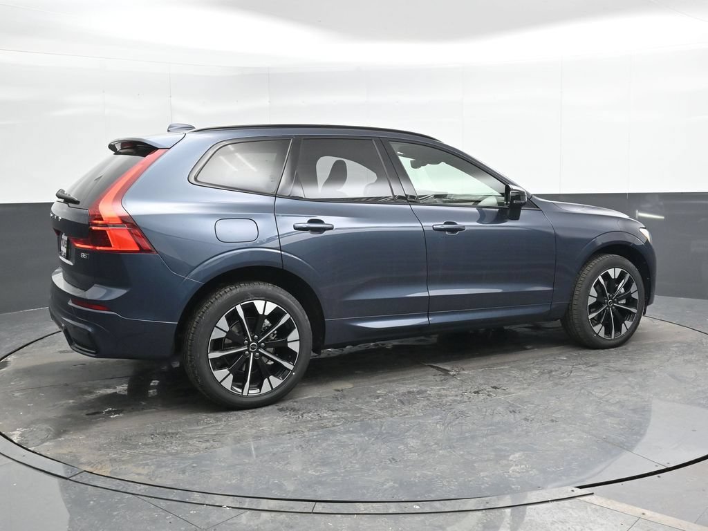 New 2026 Volvo XC60 B5 Plus w/ Climate Package AWD/4WD image 2