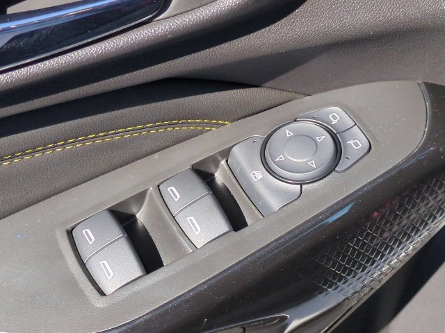 Used 2025 Chevrolet Trax ACTIV w/ Driver Confidence Package FWD image 25