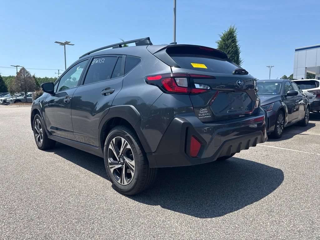 Used 2024 Subaru Crosstrek 2.0i Premium AWD/4WD image 3