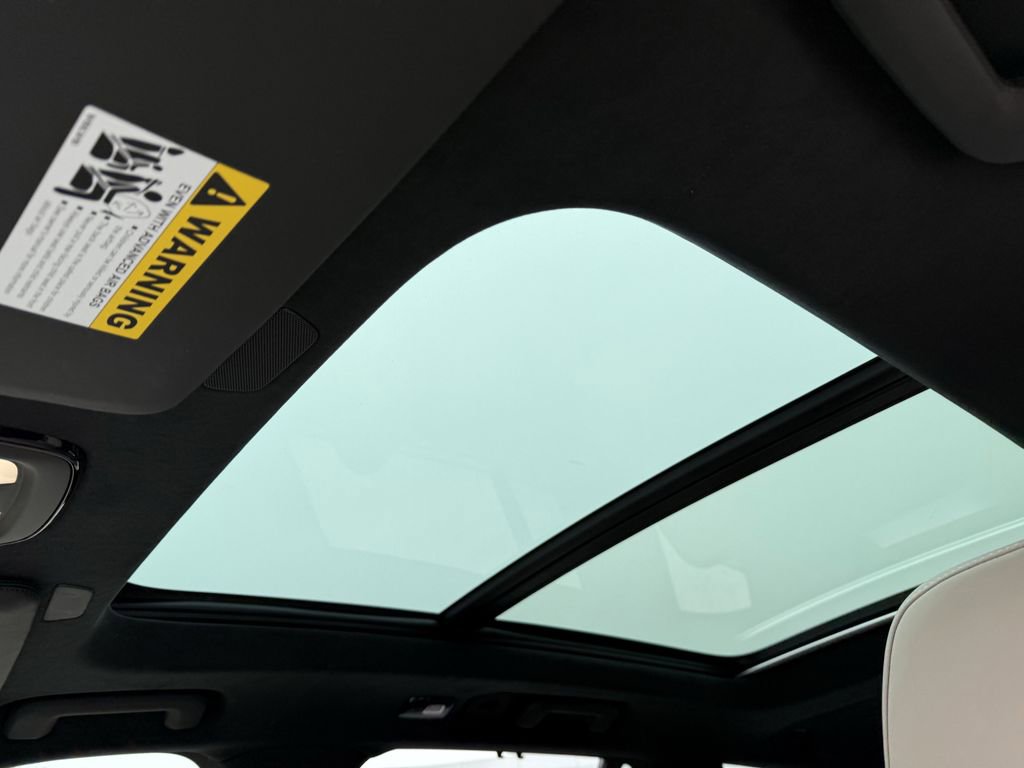 New 2026 Volvo XC90 B6 Ultra w/ Lounge Package image 9