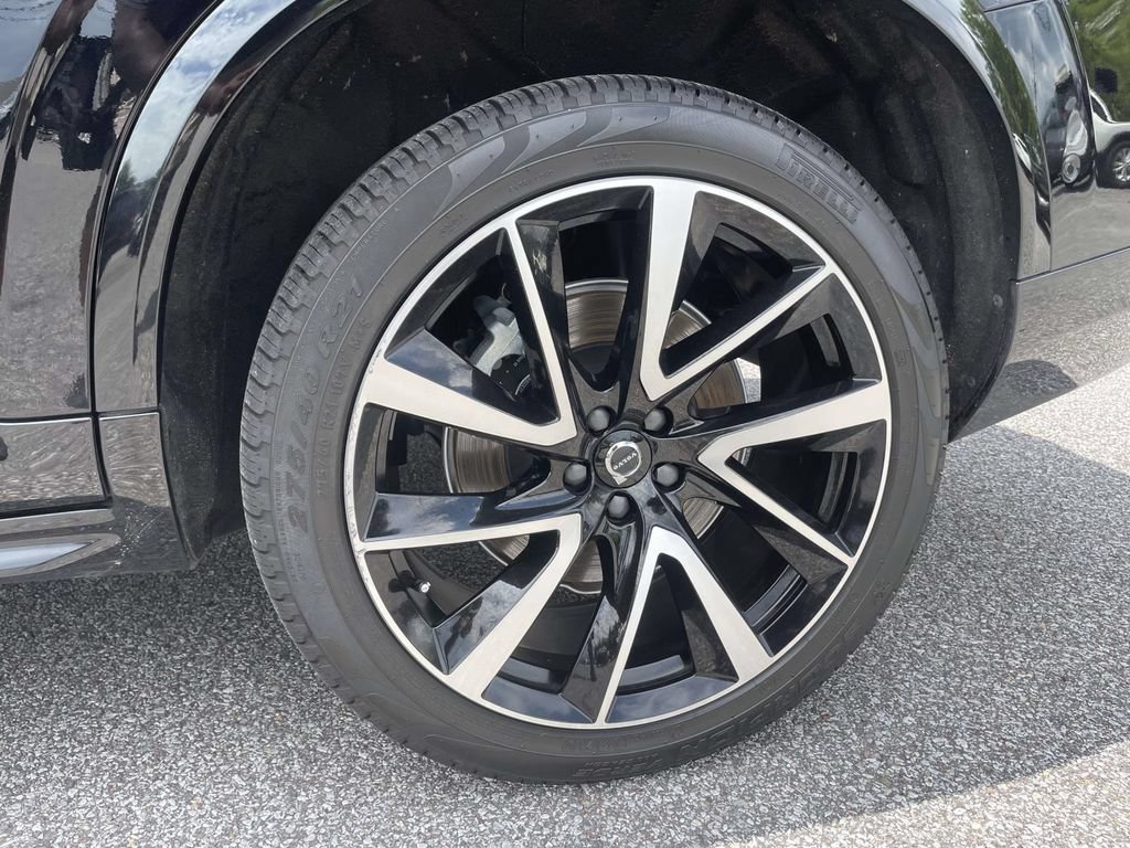 Used 2025 Volvo XC90 B5 Plus w/ Protection Package Premier AWD/4WD image 10
