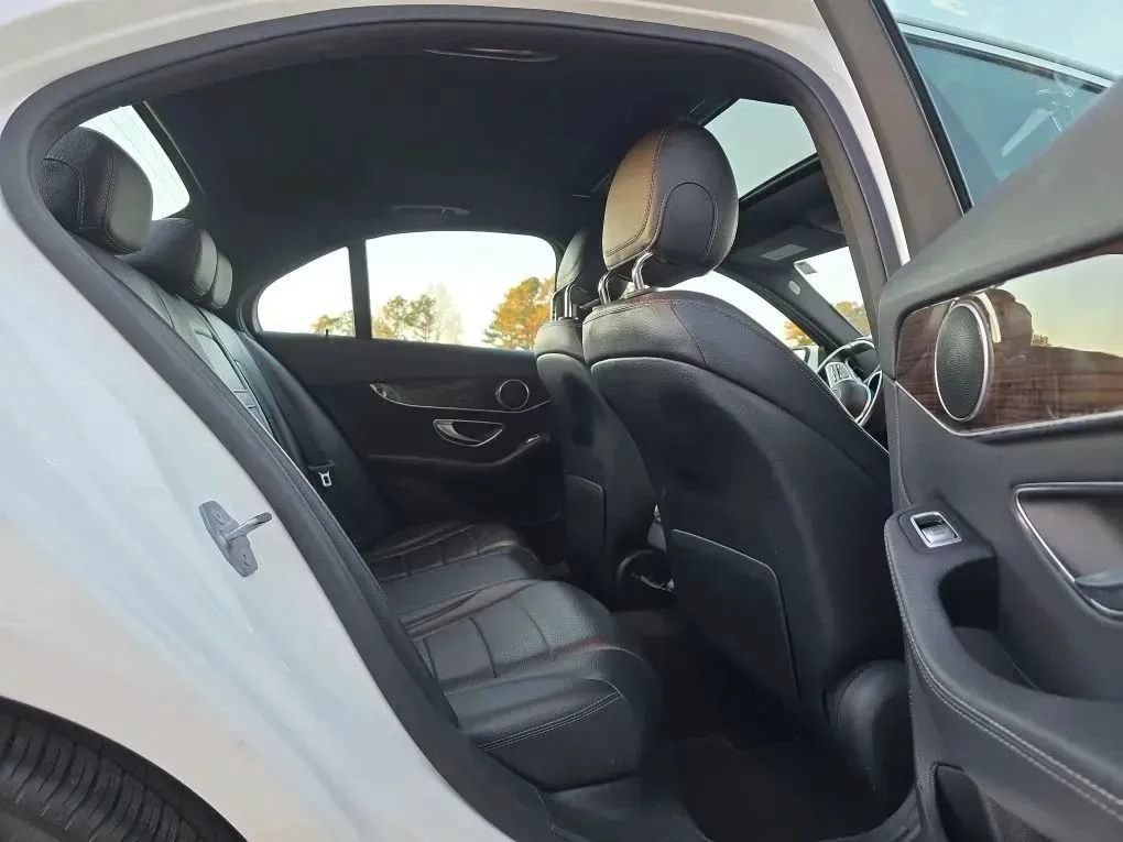 Used 2019 Mercedes-Benz C 300 Sedan image 45