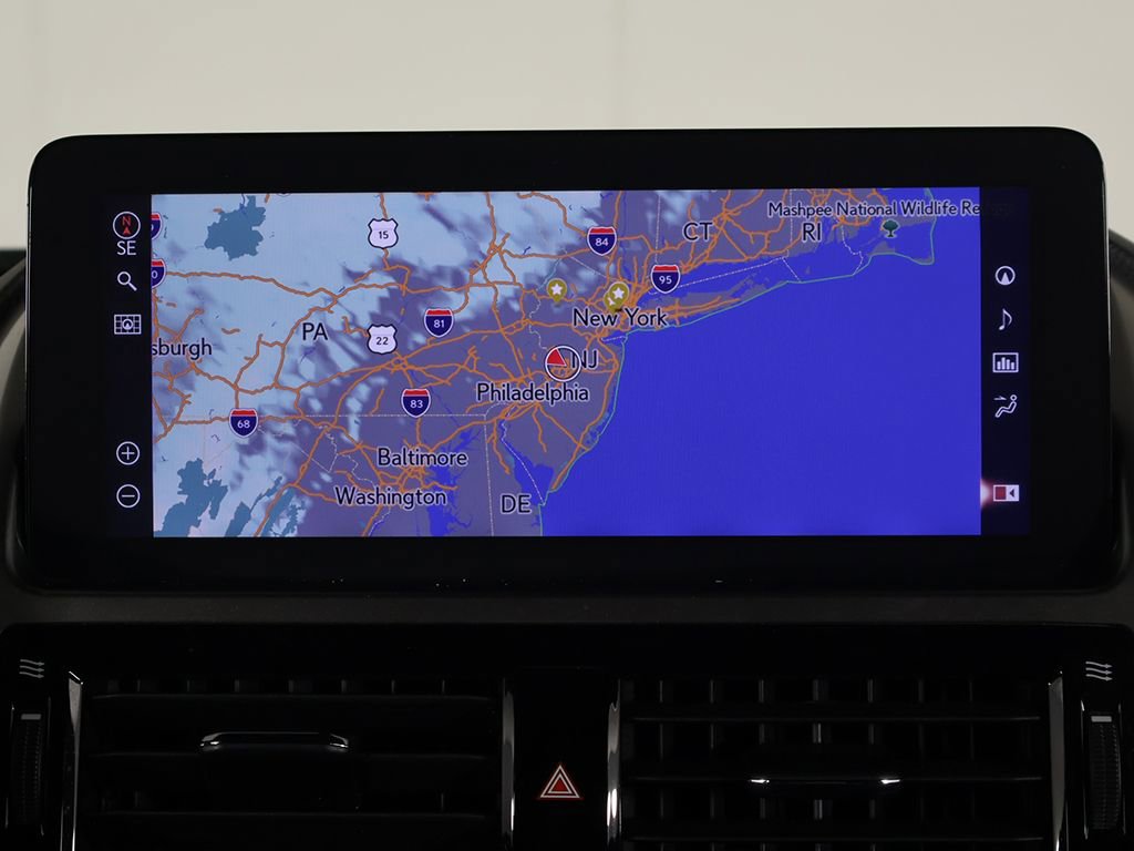 Used 2023 Lexus GX 460 Premium w/ Accessory Package AWD/4WD image 42