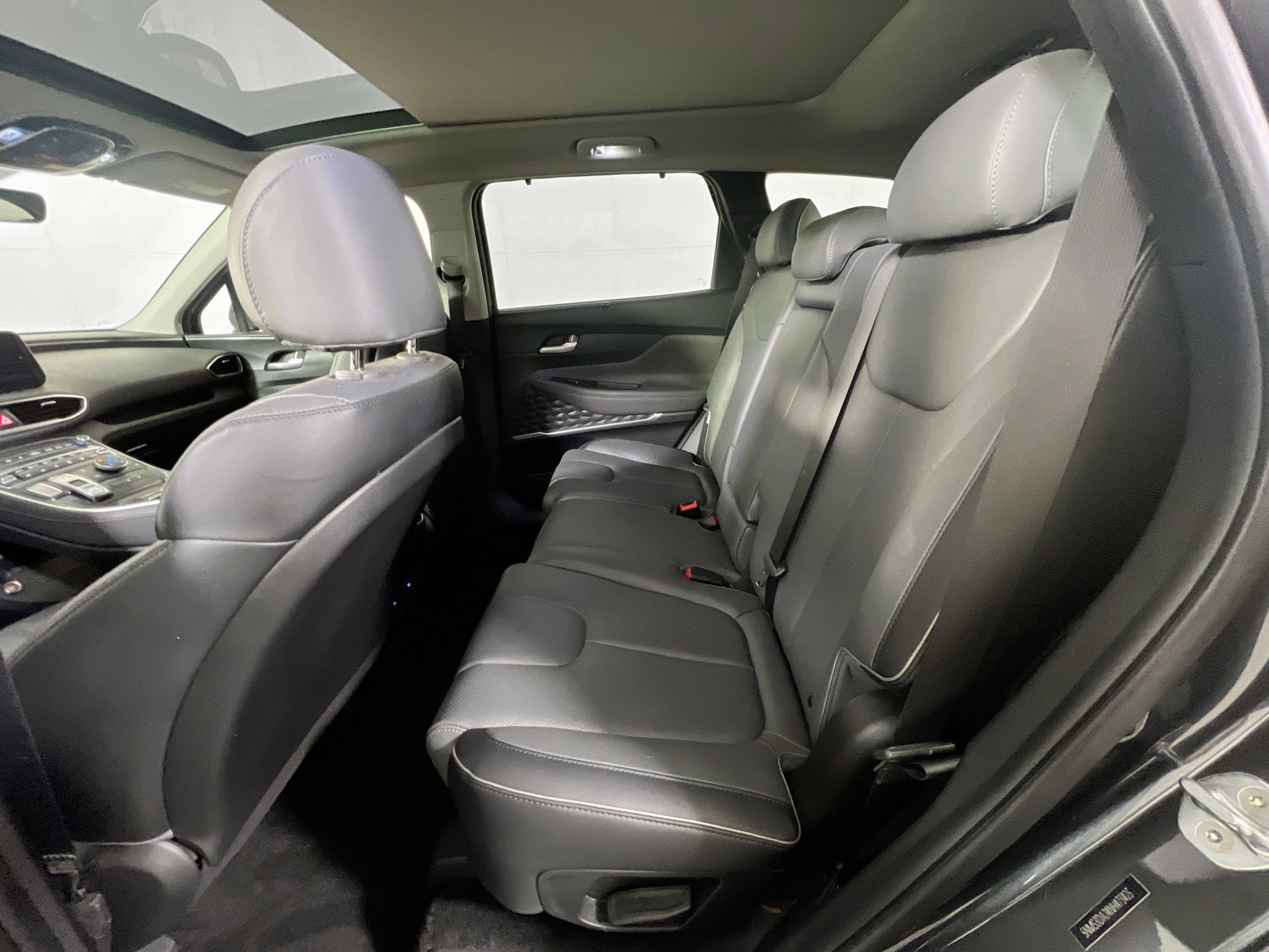 Used 2022 Hyundai Santa Fe SEL w/ Convenience + Premium Package image 26