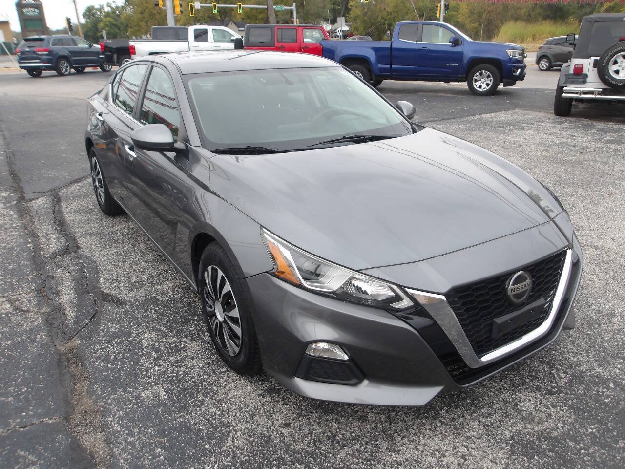 Used 2019 Nissan Altima 2.5 S FWD image 5