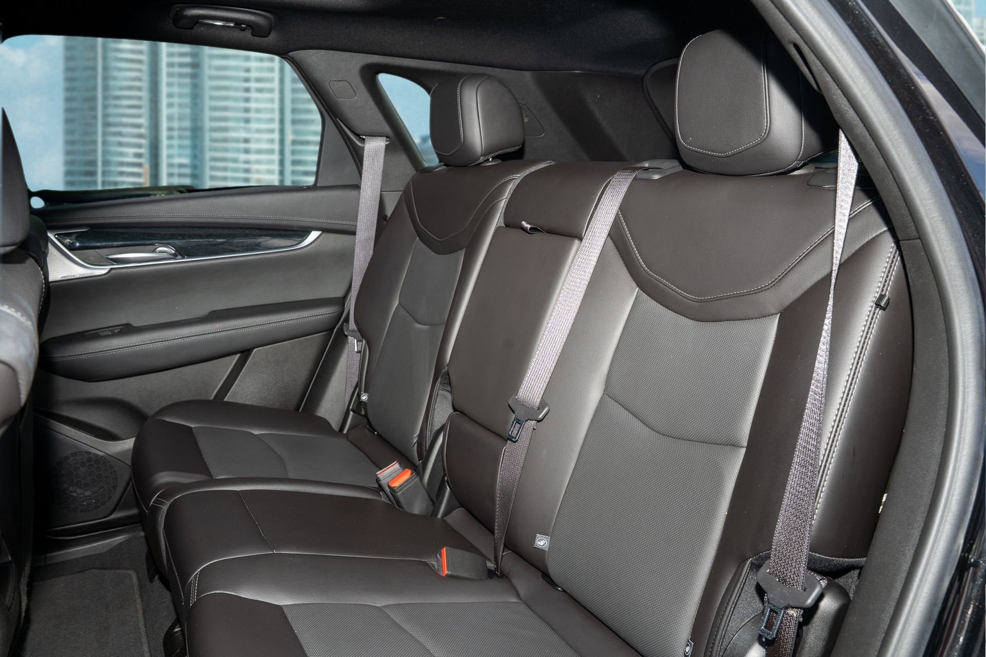 Used 2025 Cadillac XT5 Premium Luxury image 17