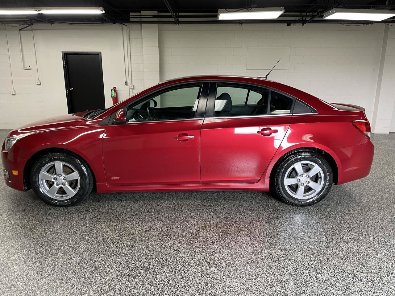 Used 2014 Chevrolet Cruze LT w/ All-Star Edition FWD image 8
