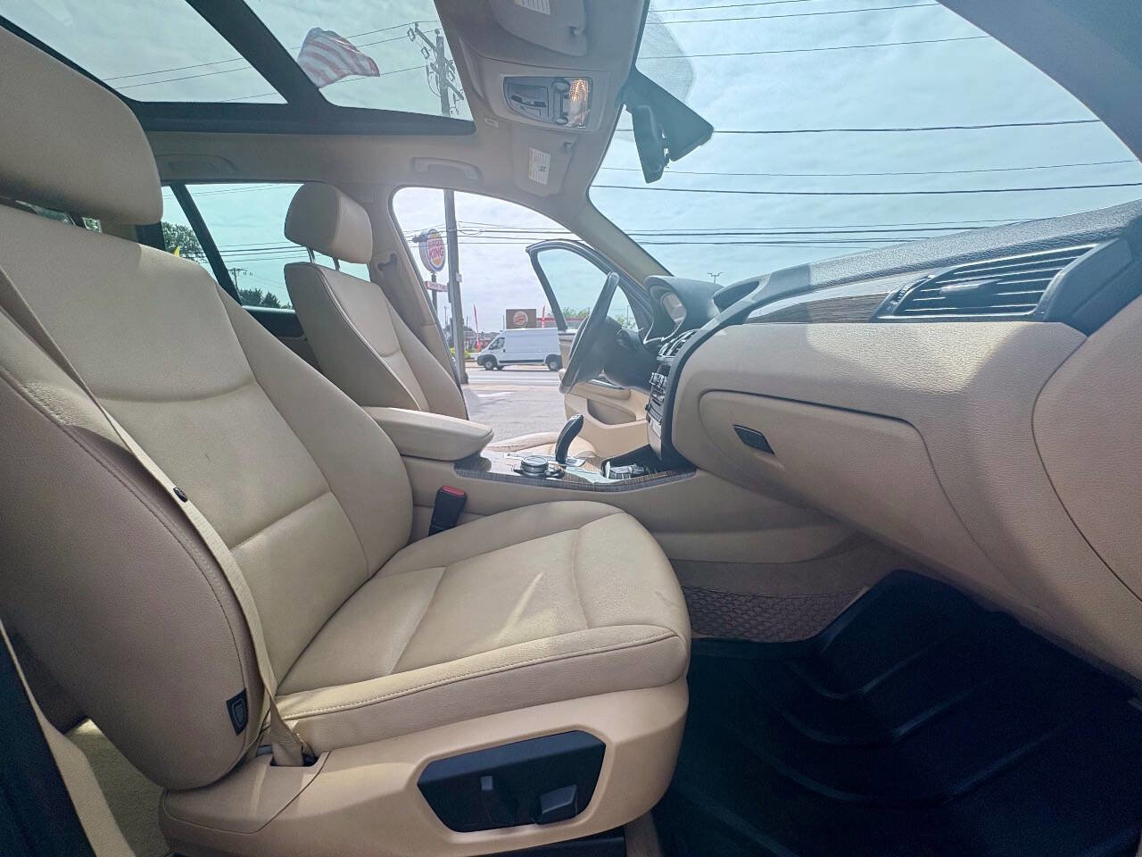 Used 2015 BMW X3 xDrive28d image 33