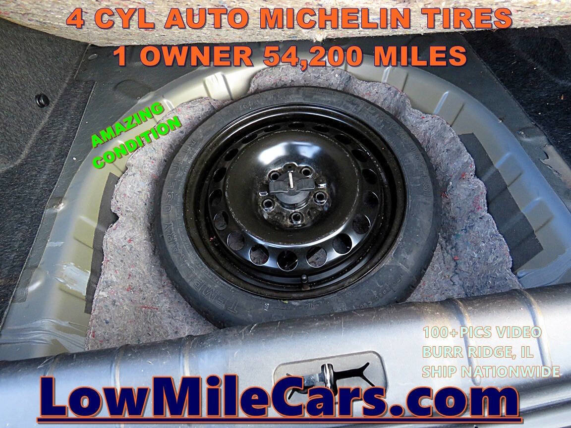 Used 2009 Chevrolet Malibu LS image 78