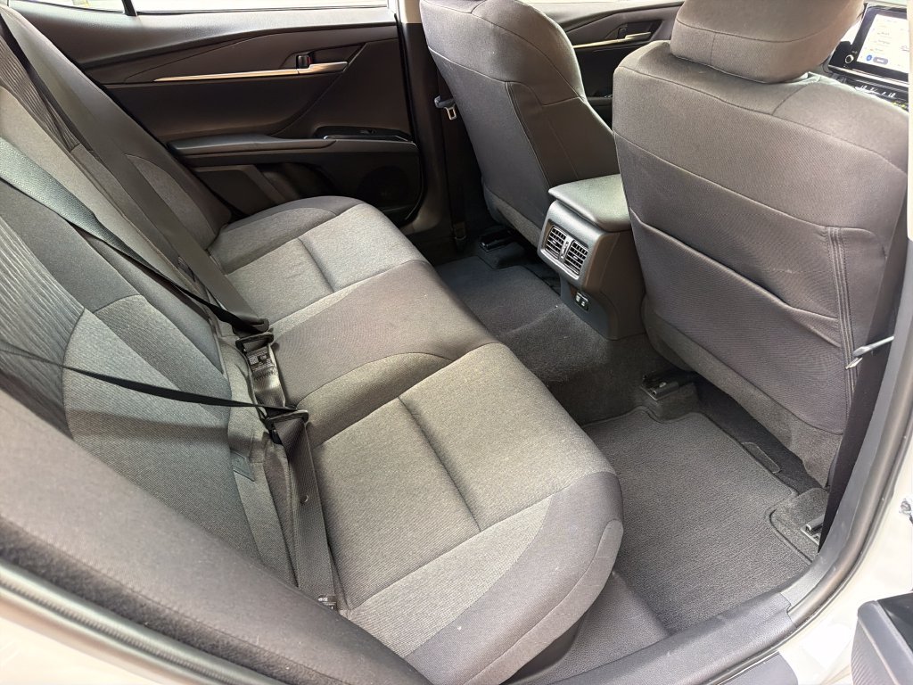 Used 2026 Toyota Camry LE FWD image 31