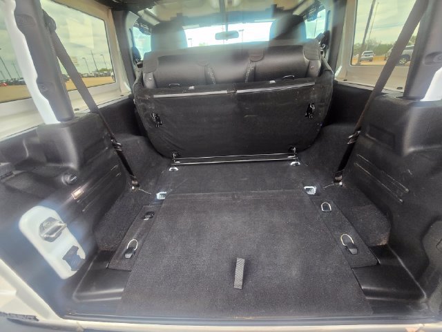 Used 2023 Jeep Wrangler Sport AWD/4WD image 33