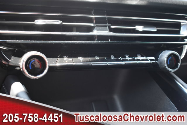 New 2026 Chevrolet Traverse LT w/ LPO, Floor Liner Package FWD image 32