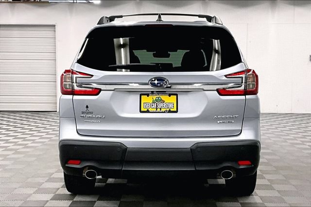 Used 2023 Subaru Ascent Limited w/ Technology Package AWD/4WD image 5