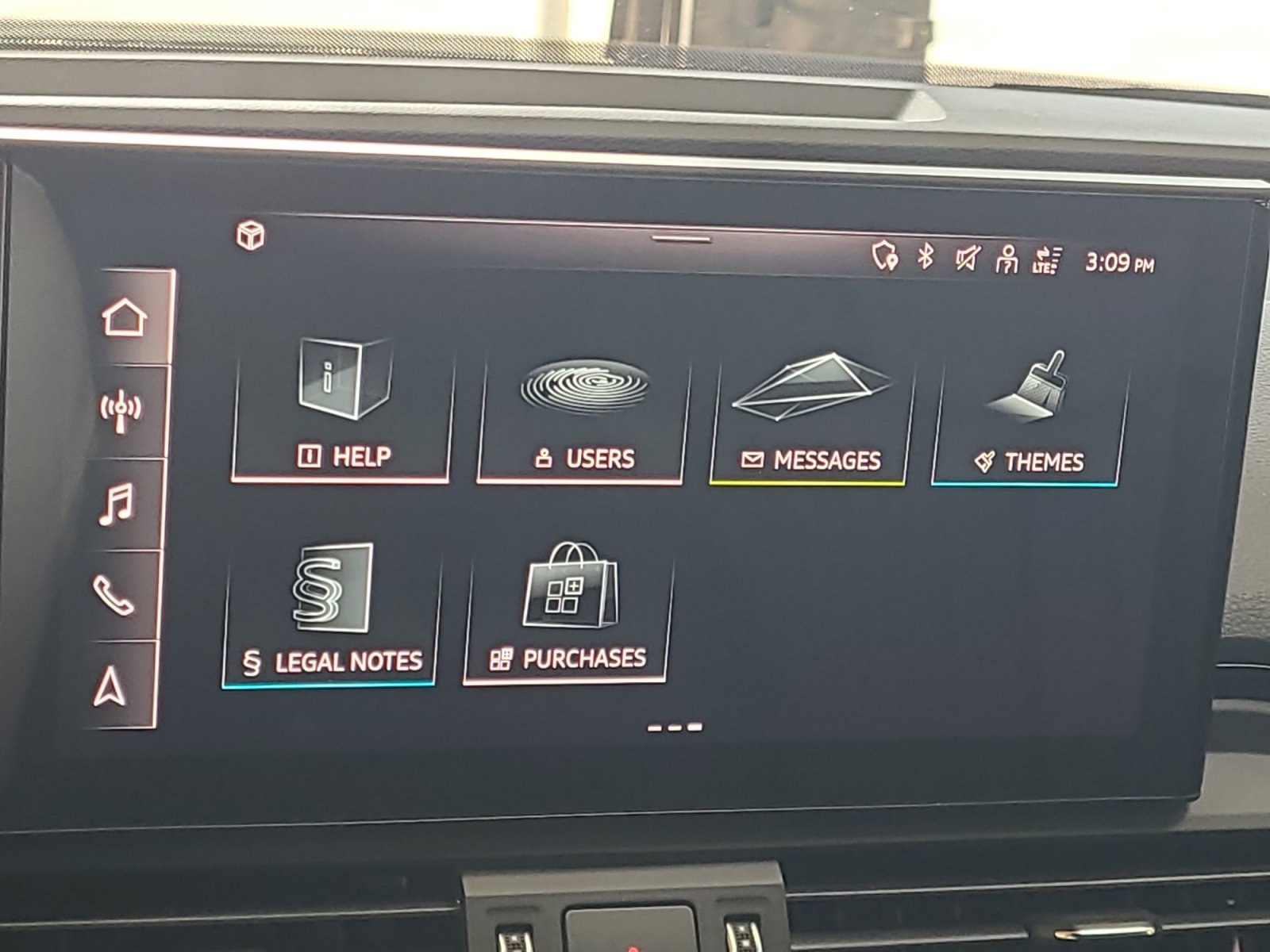 Used 2023 Audi Q5 2.0T Premium w/ Convenience Package AWD/4WD image 12