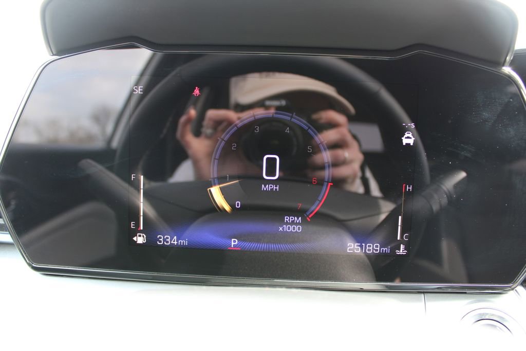 Used 2025 Chevrolet Trax LT w/ LT Convenience Package image 31